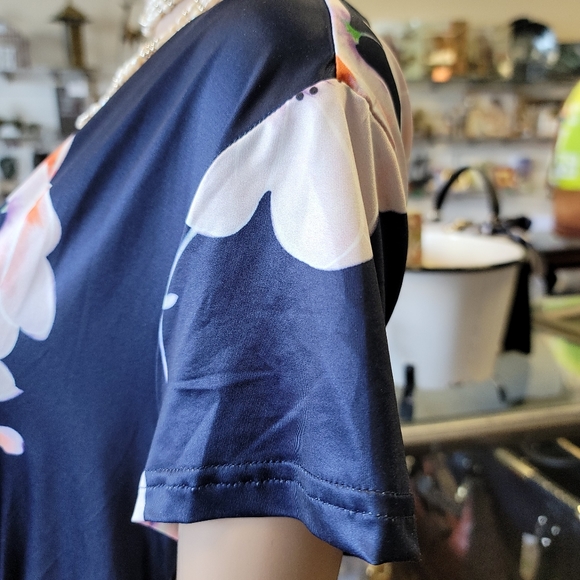 Ouges Maxi Silhouette Floral dress - Picture 5 of 5